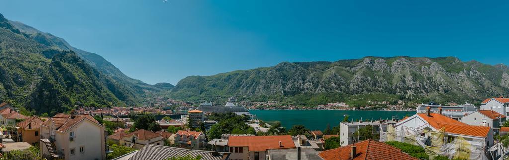 Apartments Feniks Kotor Exterior foto